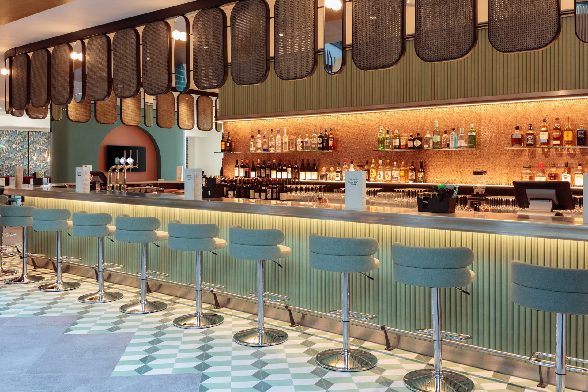 Bar/Salón Holiday Inn London Heathrow - Bath Road by IHG