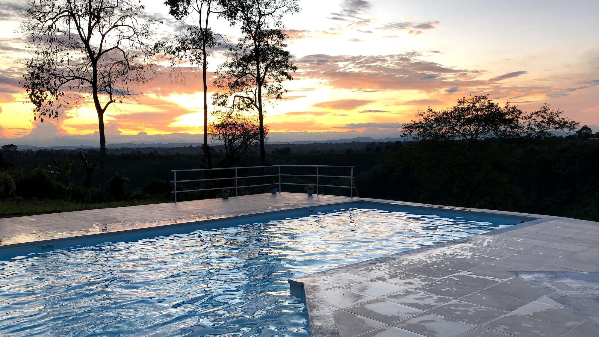 Varios La Bella Vista