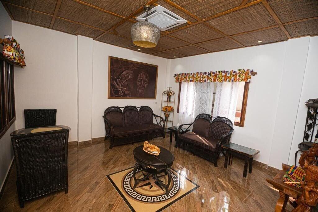 Comodidades del Alojamiento ike's Cultural village