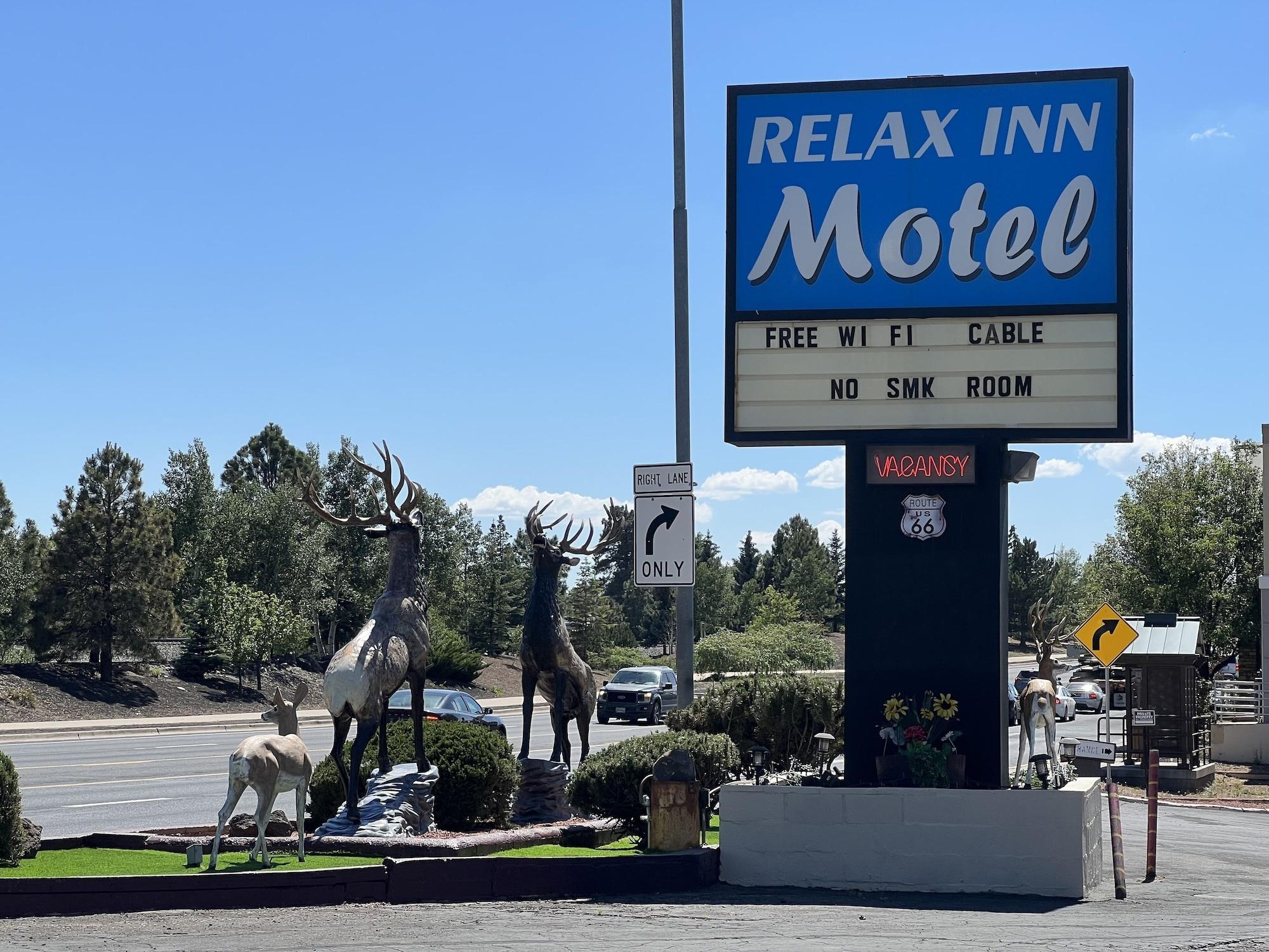 Varios Relax Inn Motel