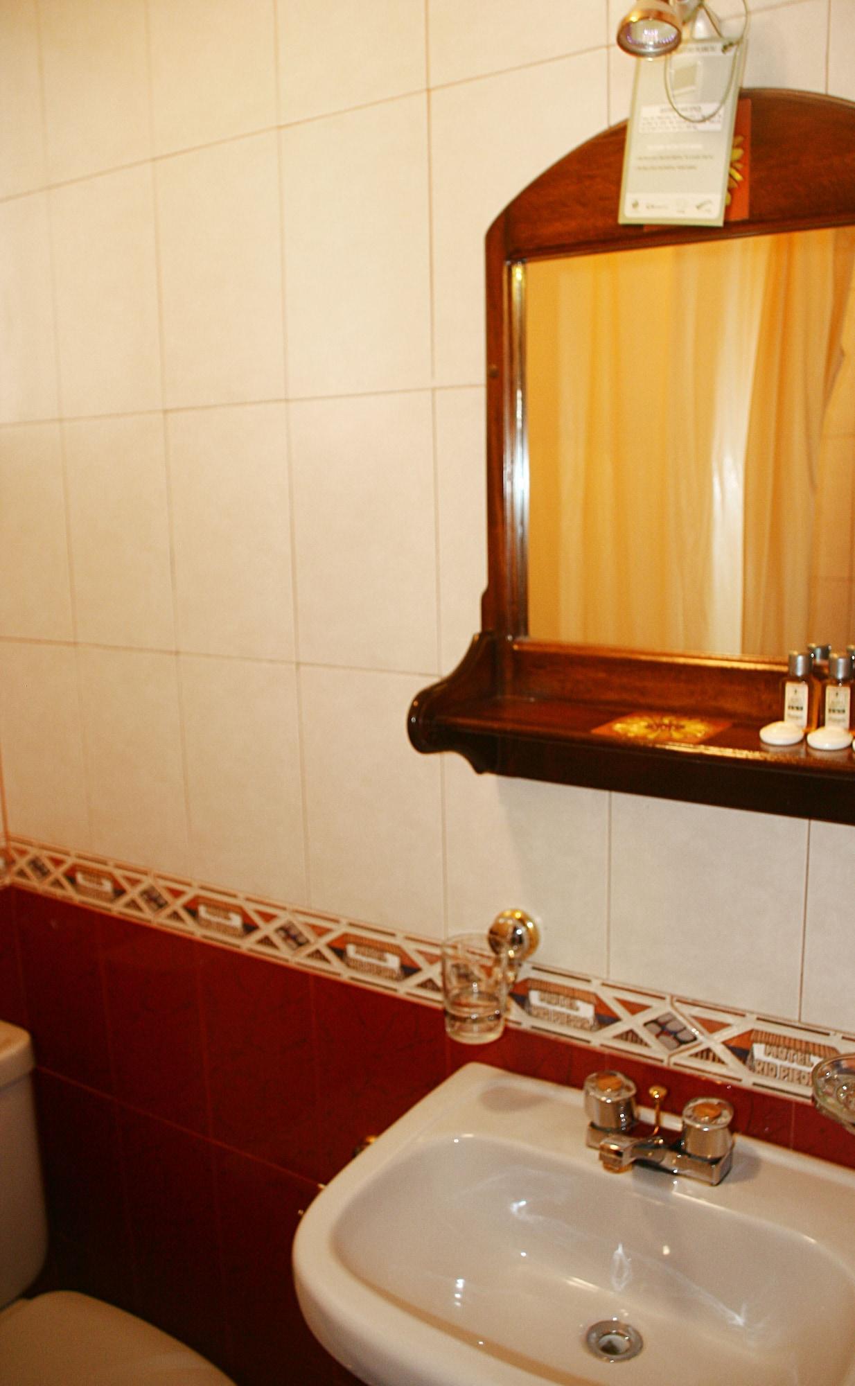 Equipamiento de Habitación Hotel Rio Piedra