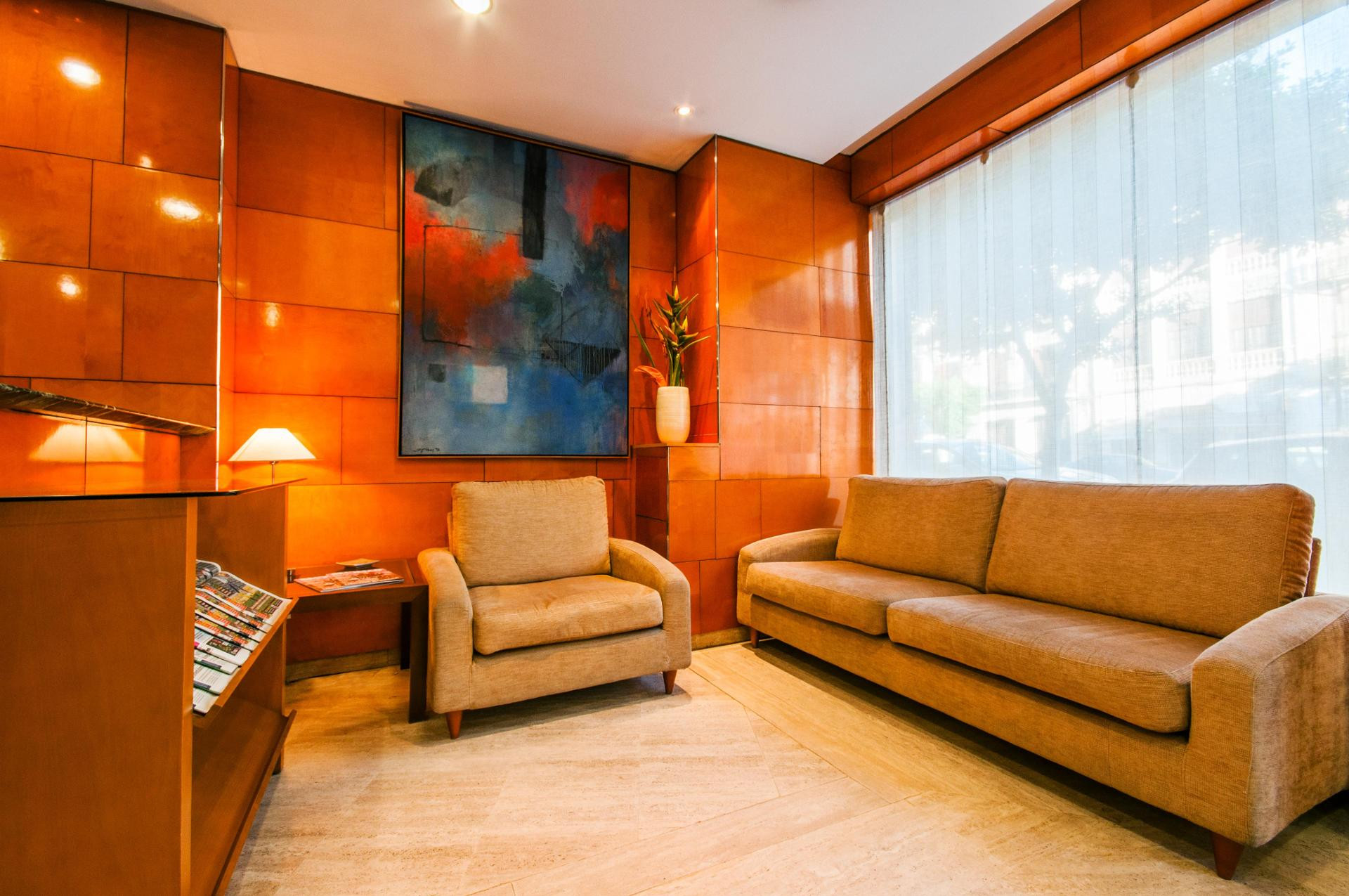 Vista Lobby Hotel Villacarlos