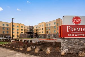 Alojamiento - Best Western Premier Hotel at Fisher's Landing