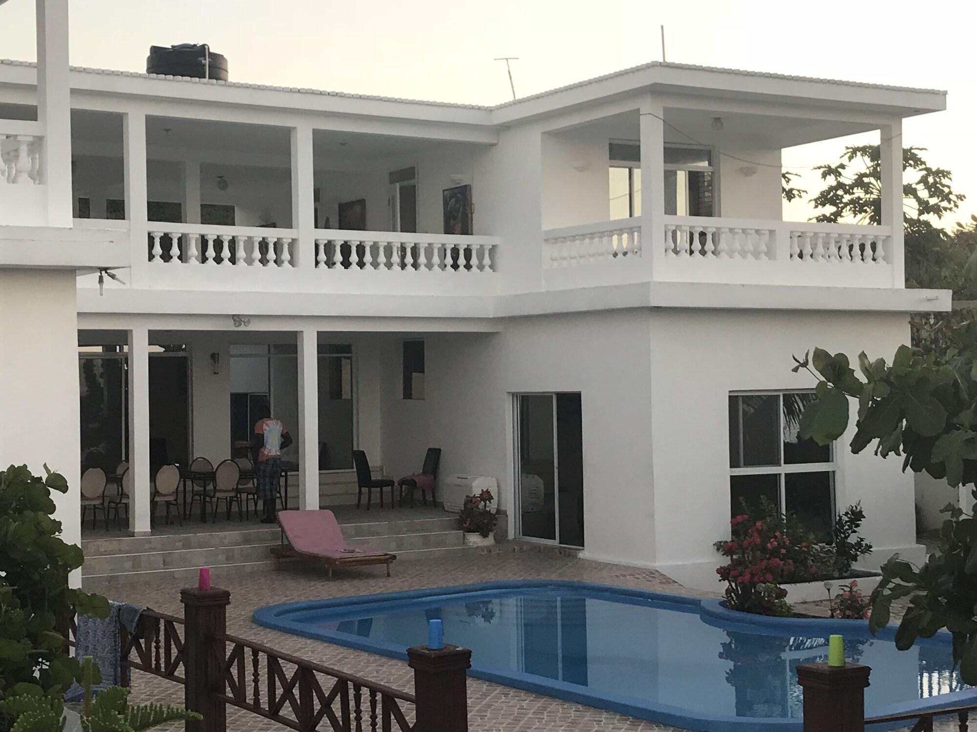 Vista Lobby Maxanika