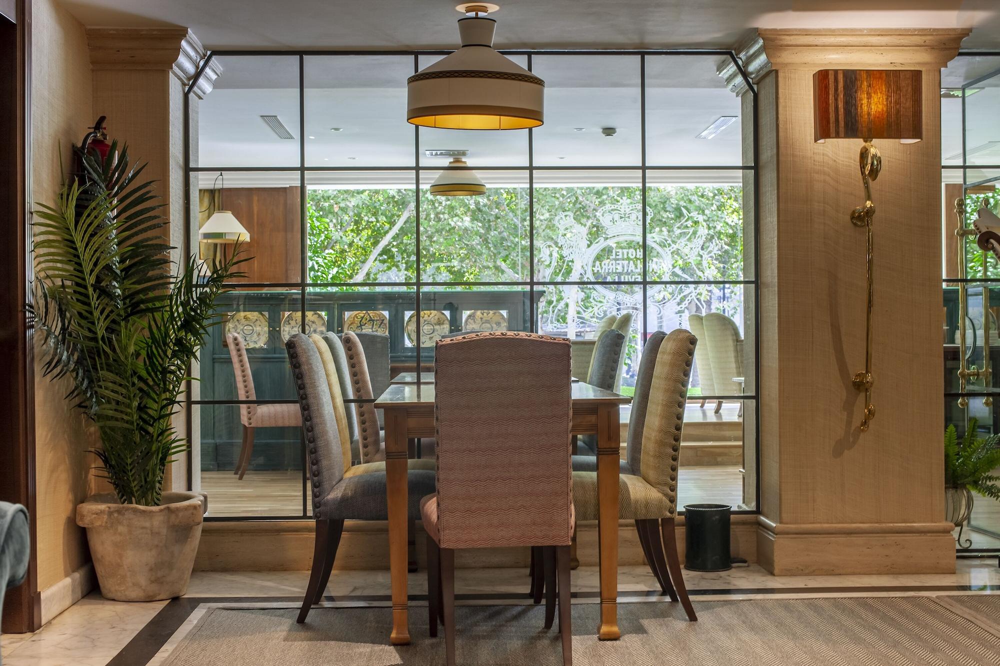 Vista Lobby Hotel Inglaterra Sevilla