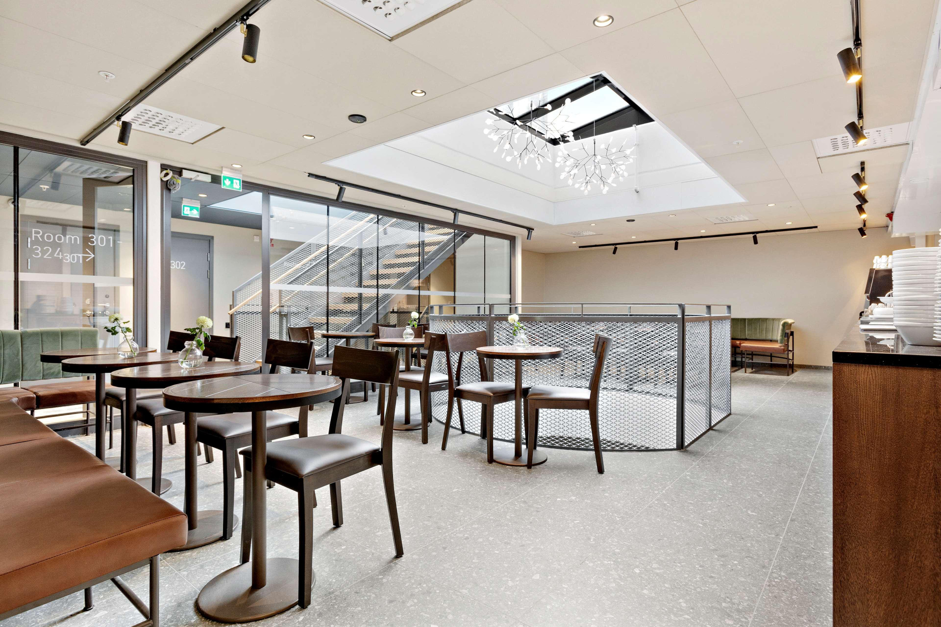 Restaurant Best Western Hotel at 108