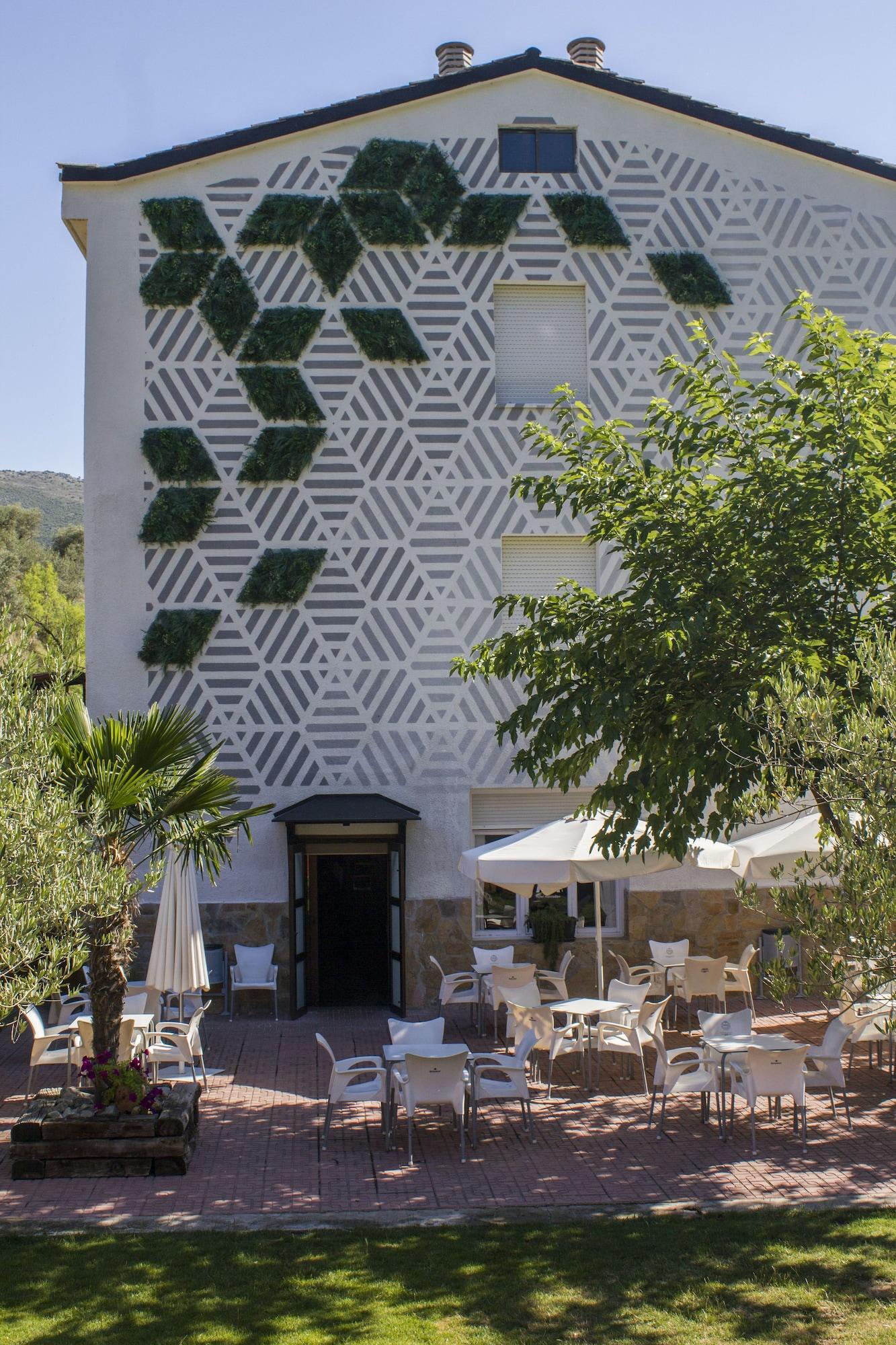 Vista Exterior Hotel Marrodan