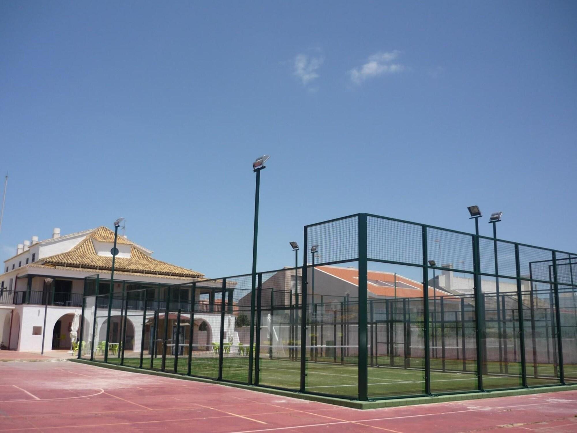 Instalaciones Recreativas Albergue Inturjoven Punta Umbria - Hostel