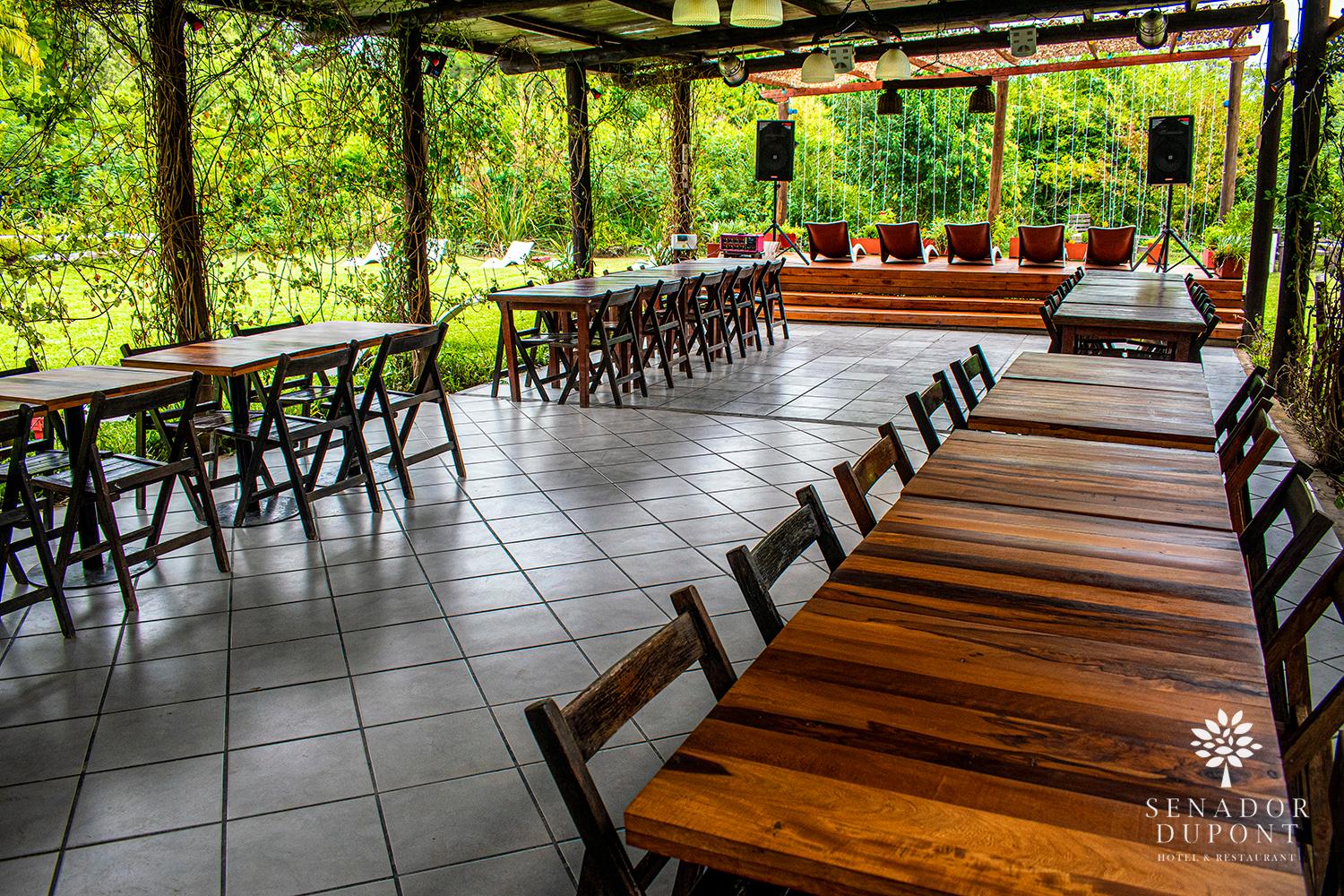 Bar/Salón Senador Dupont