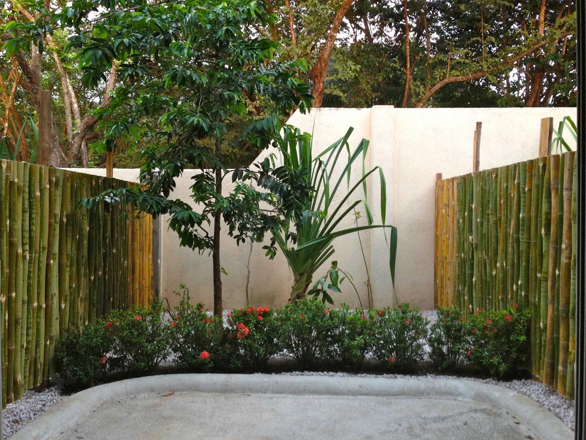 Varios Montelaguna Boutique Hotel