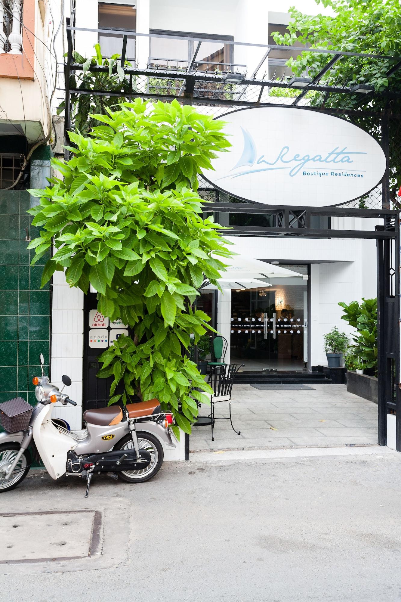 Vista Exterior La Regatta Boutique Residences