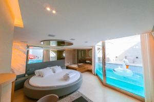 Alojamiento - Motel Cavalo Branco