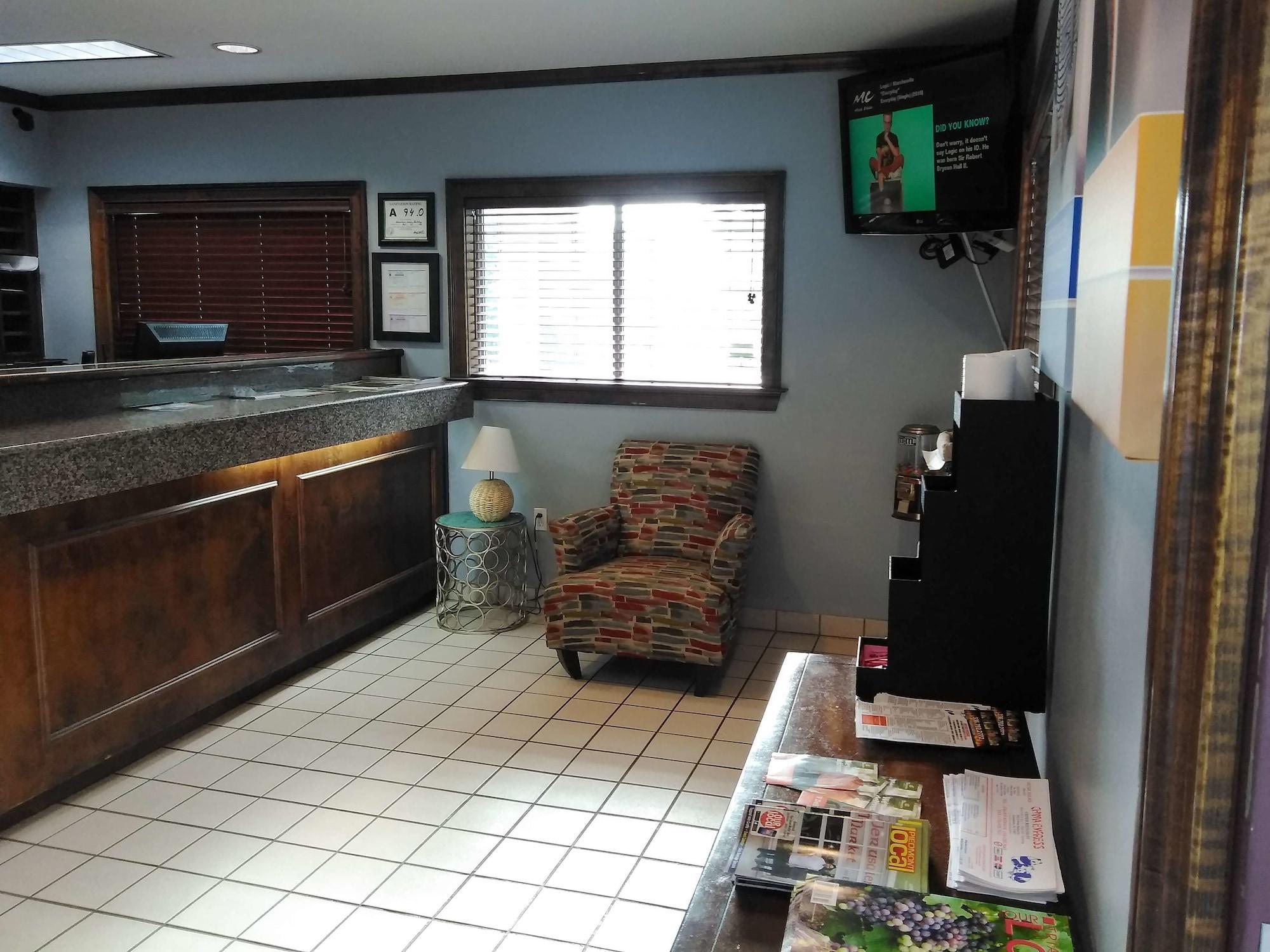 Bar/Salón Studio 6 Greensboro, NC