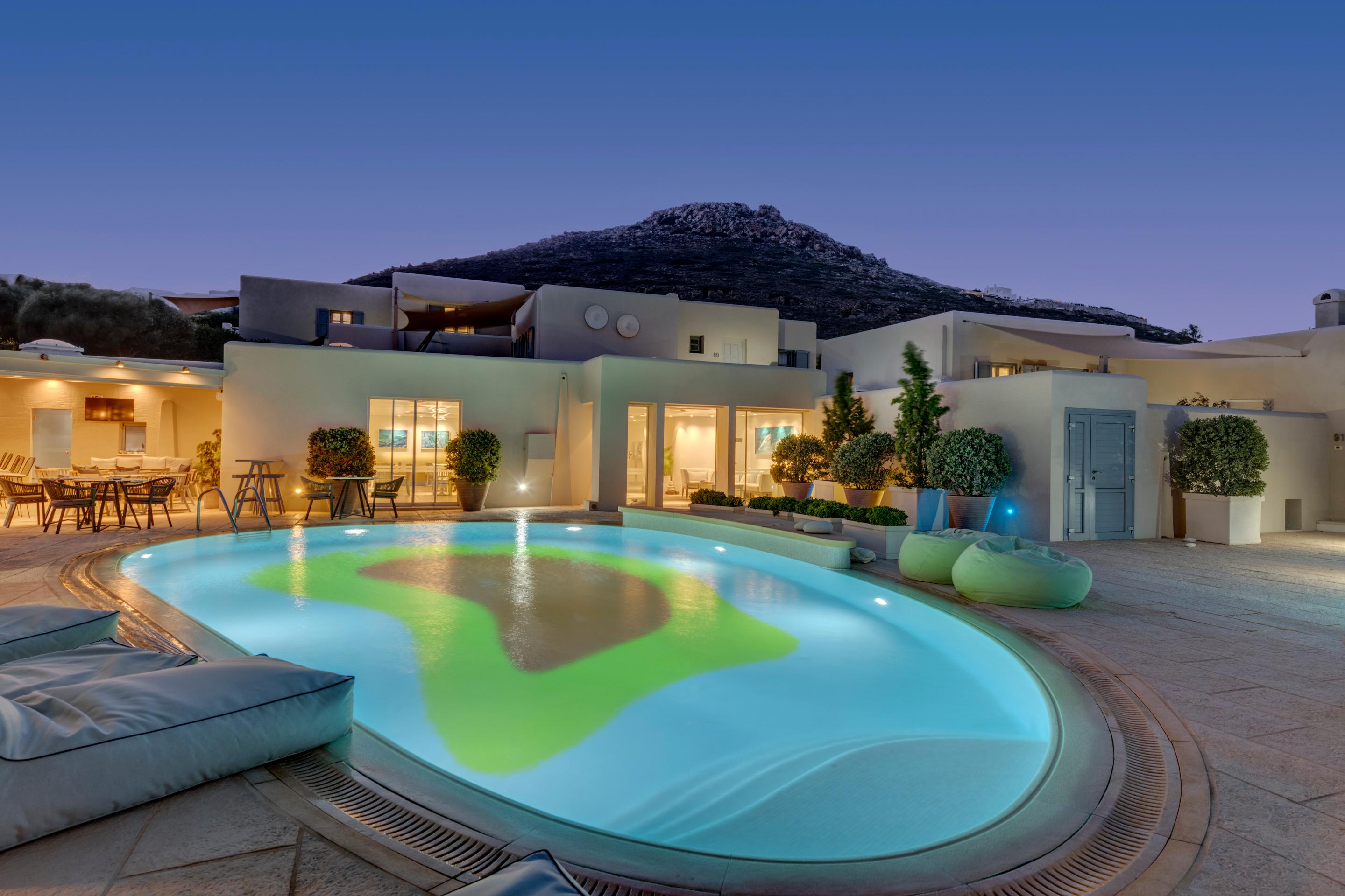 Vista Exterior Kouros Art Hotel - Adults Only