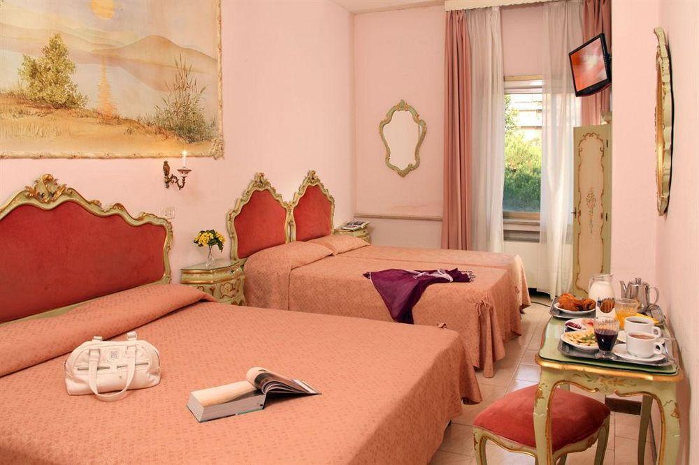 Habitación Hotel Romulus