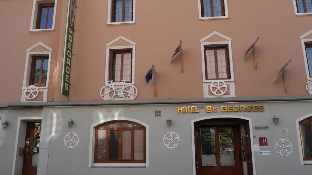 Varios Hôtel Saint Georges