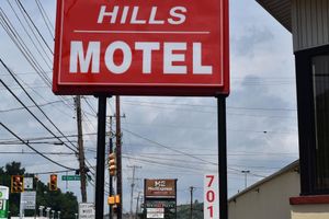 Paquete - South Hills Motel