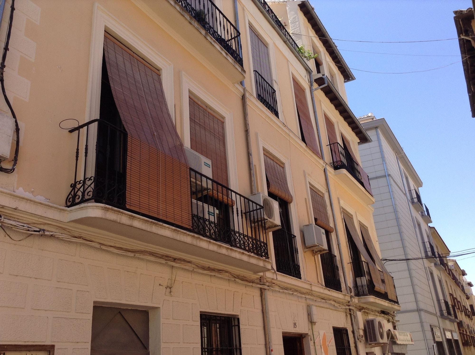 Vista Exterior Pensión La Milagrosa