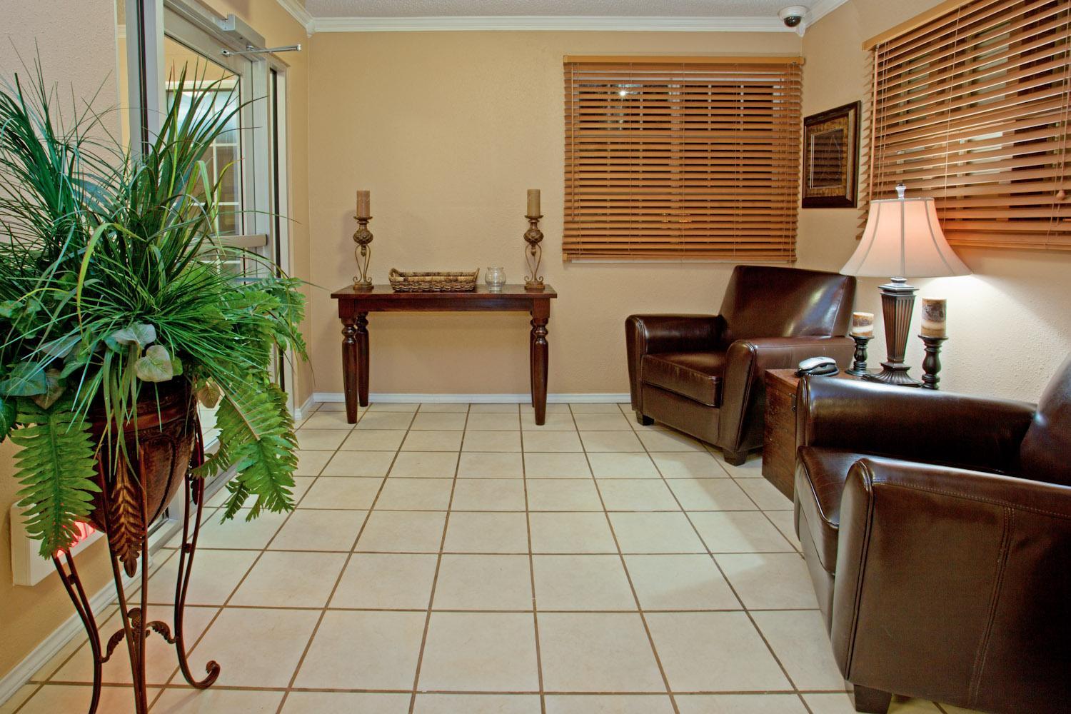 Vista Lobby Sonesta Simply Suites Houston CityCentre I-10 West