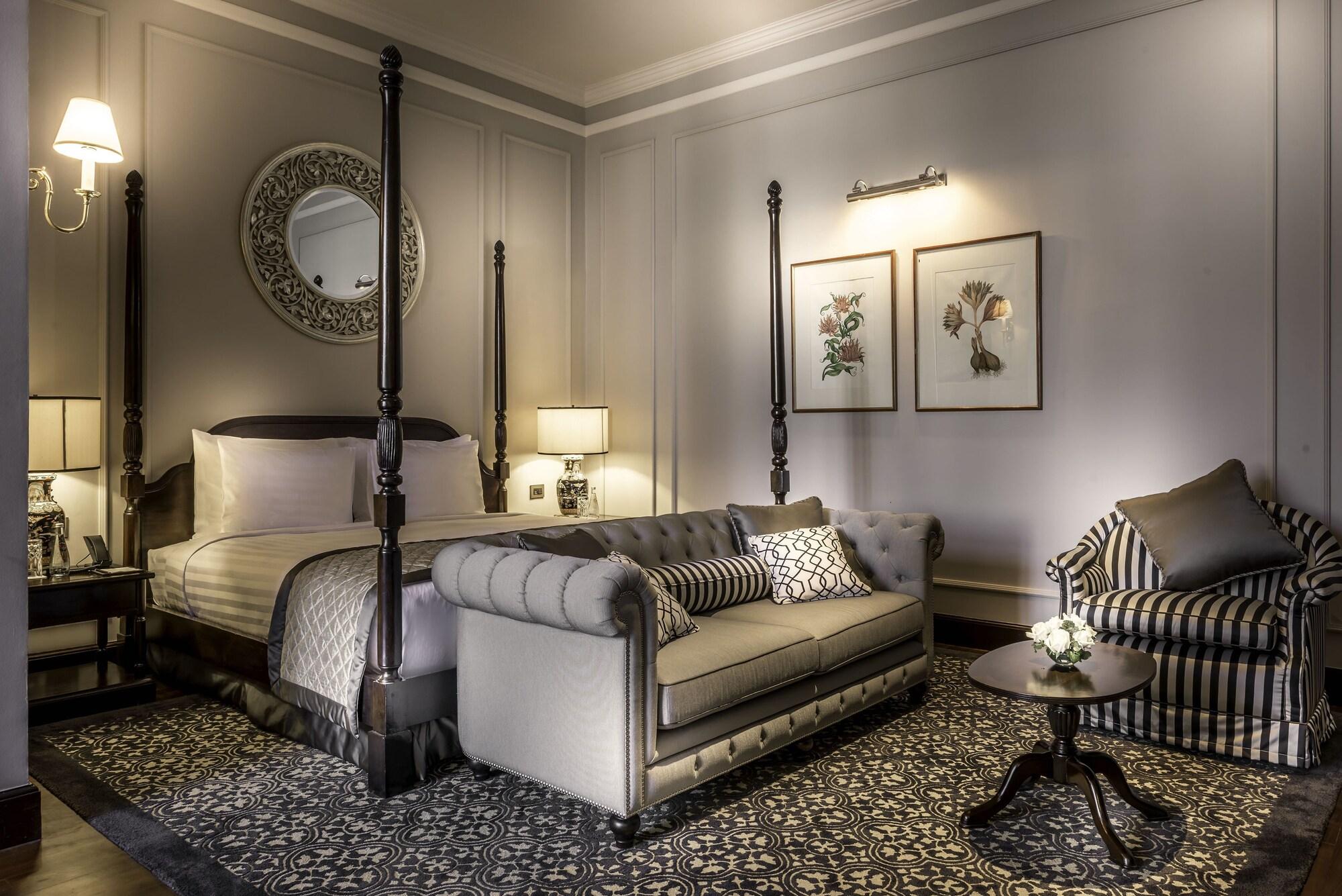 Habitación The Strand Yangon