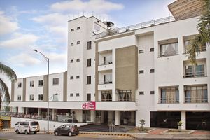 Alojamiento - Top Deck Hotel