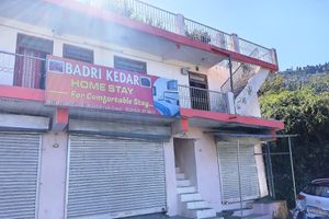 Alojamiento - Badri kedar Home stay Joshimath