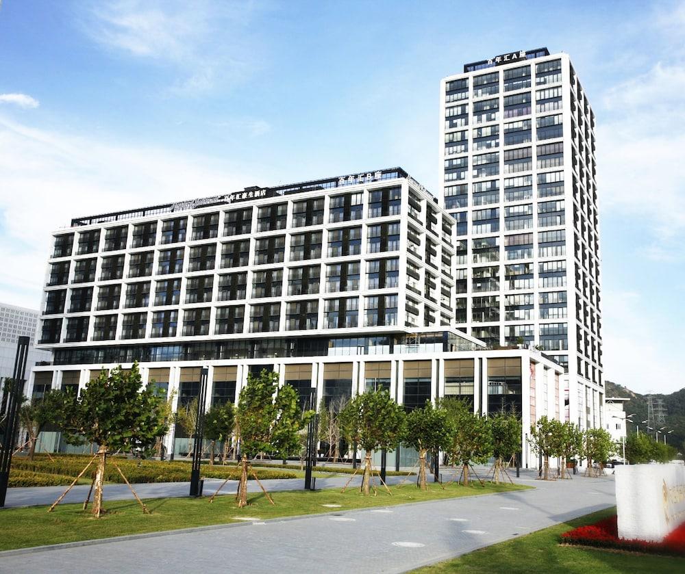 Vista Exterior Howard Johnson by Wyndham Parkland Hotel Dalian