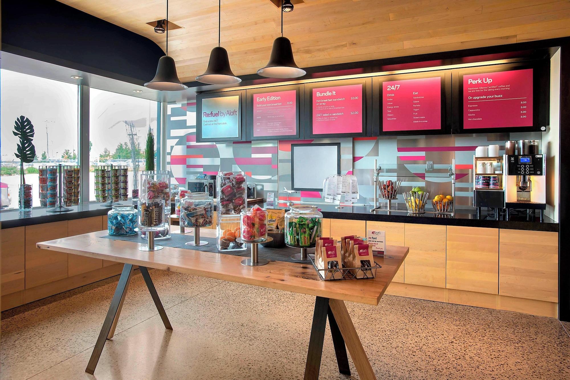 Restaurant Aloft Buffalo Airport