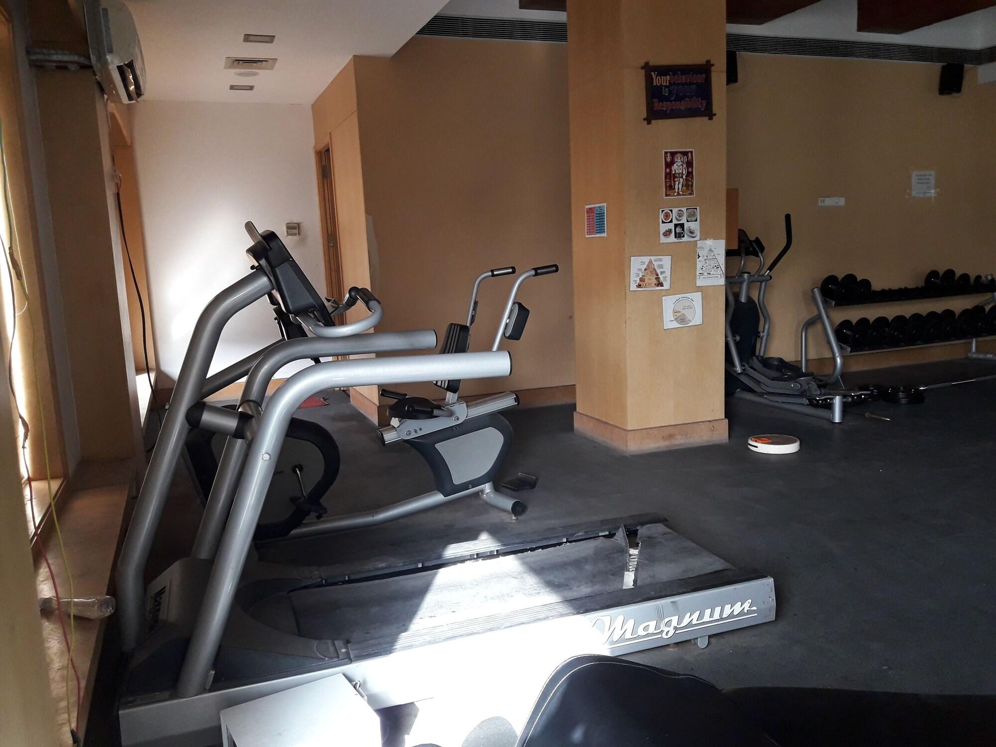 Gimnasio Cambay Grand