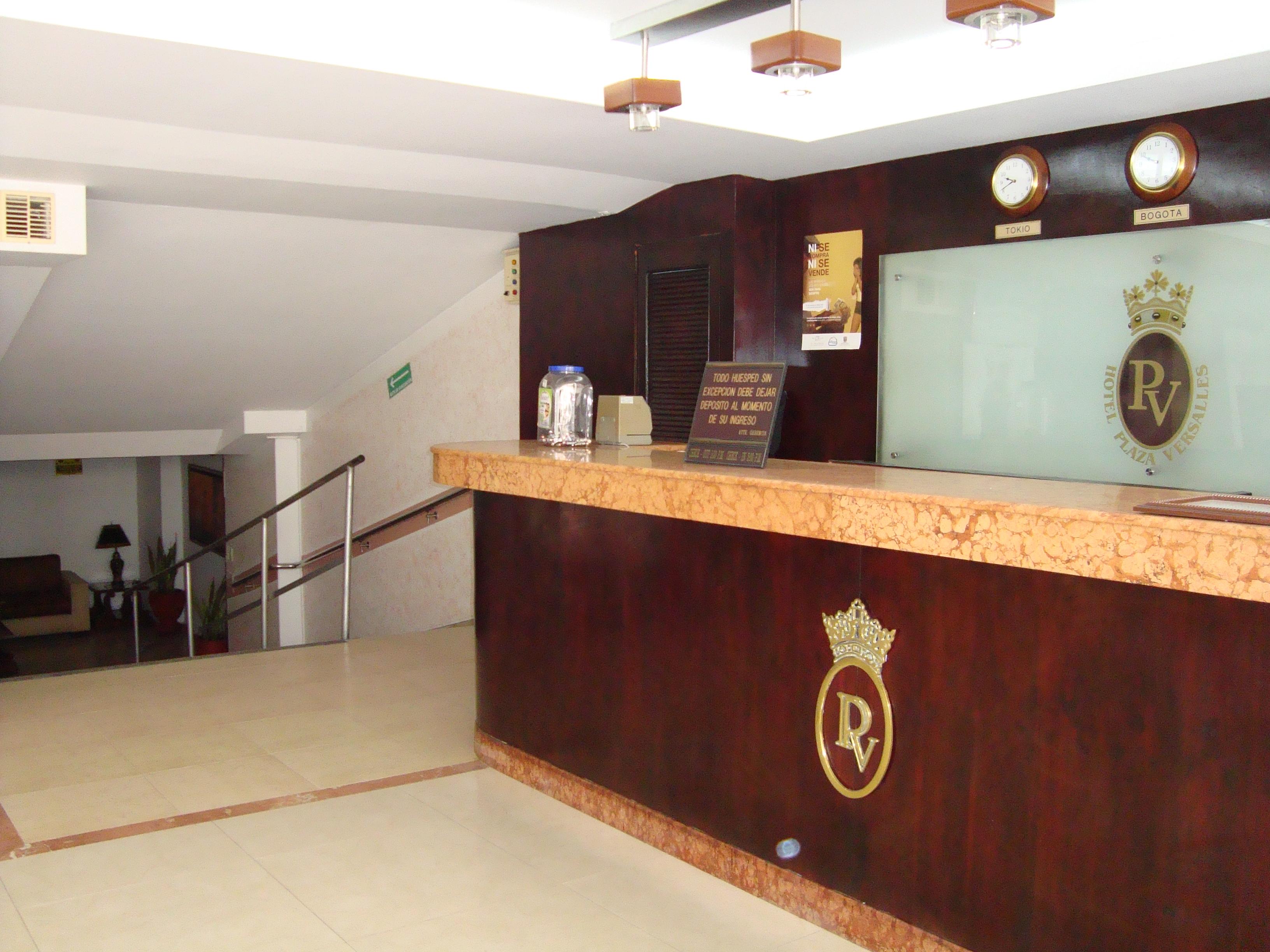 Vista Lobby Hotel Plaza Versalles