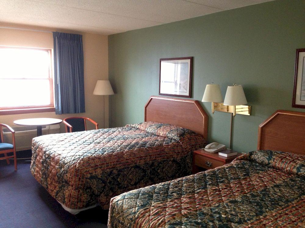 Habitación Budget Host Inn