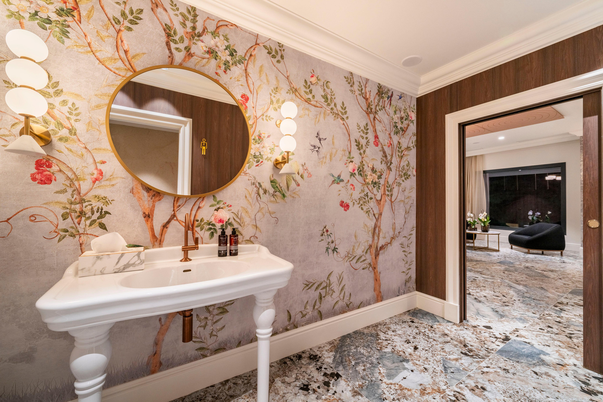 Vista Lobby Asa Molina Plaza