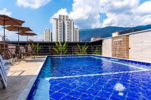 Alojamiento - California City Hotel