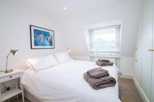 Alquiler Vacacional - Contemporary 1 Bedroom Flat in Fulham near The Thames