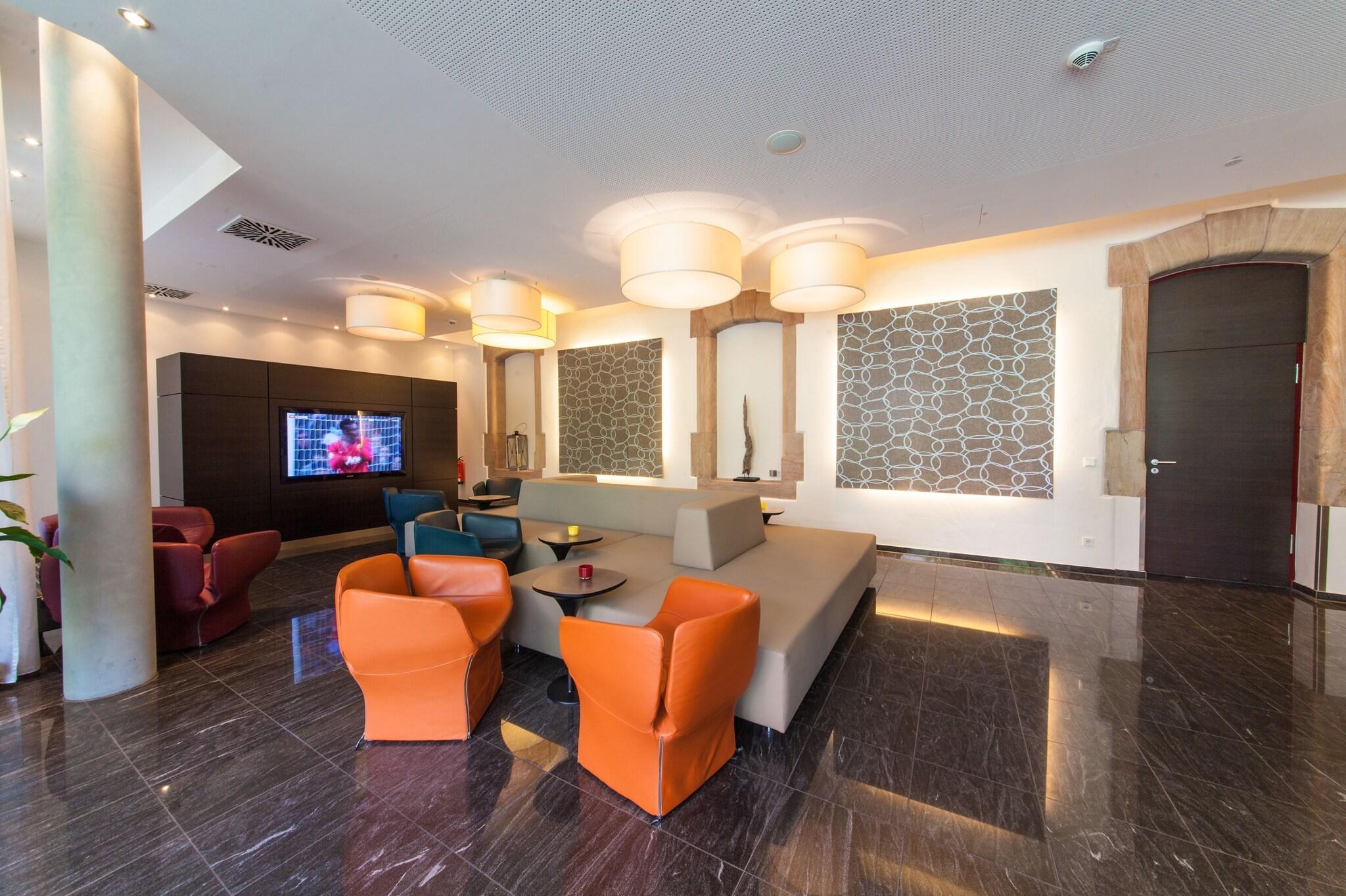 Vista Lobby NOVINA HOTEL Tillypark