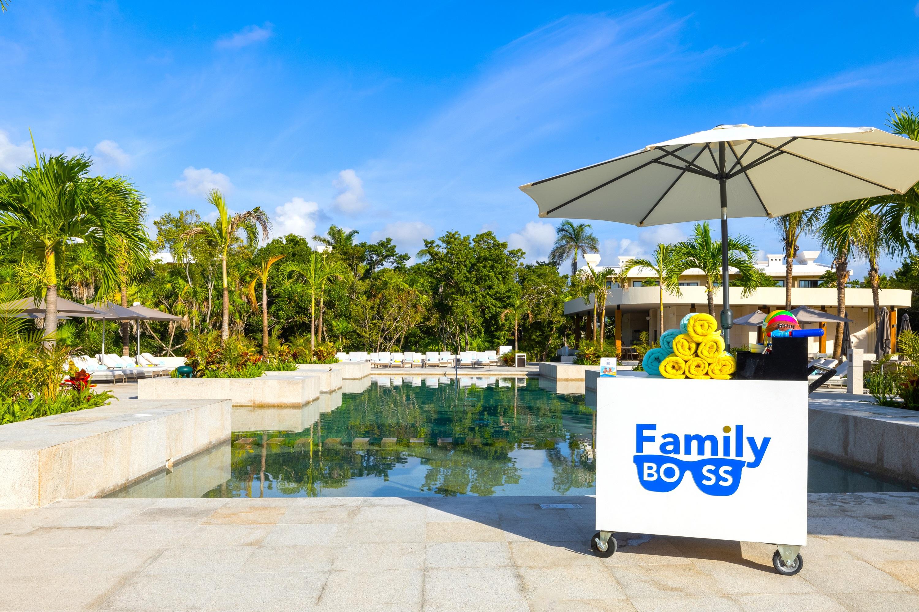 Vista Piscina Family Selection At Grand Palladium Kantenah Resort & Spa - All Inclusive