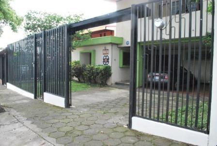 Vista Exterior Nomadas backpackers