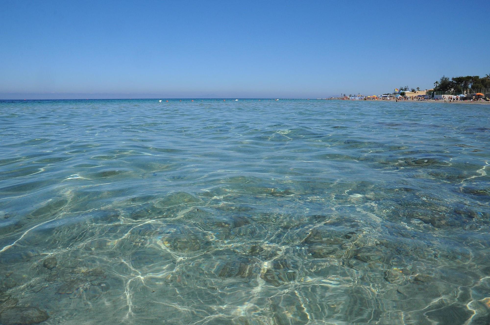 Playa Delfino Beach Hotel