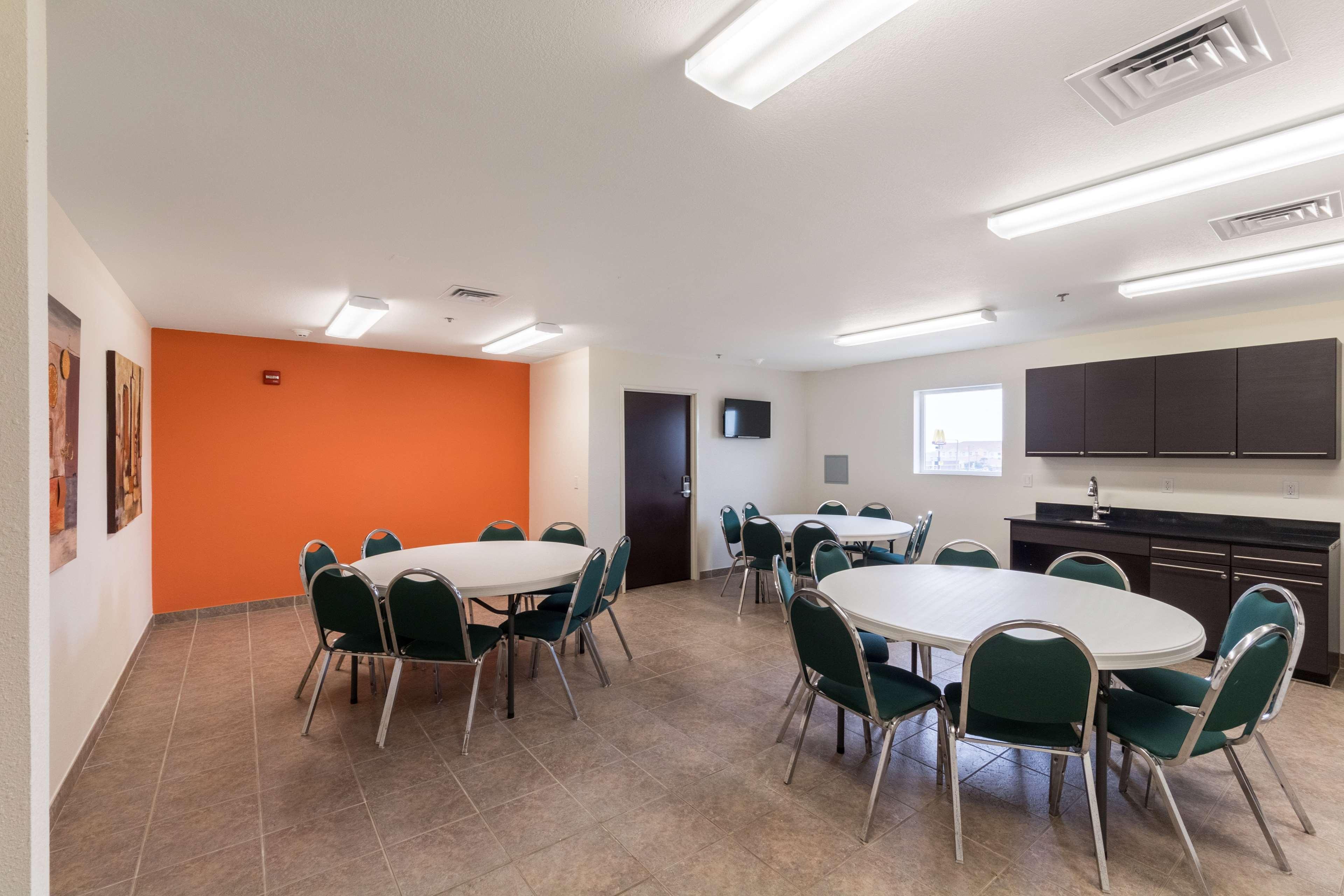 Sala de Reuniones Motel 6 Laredo, TX - Airport