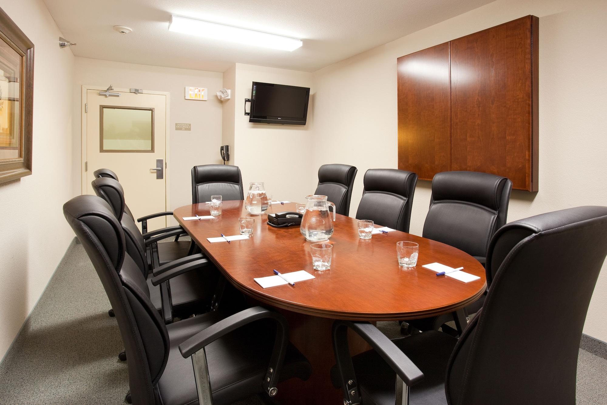 Sala de Reuniones Candlewood Suites Cheyenne by IHG