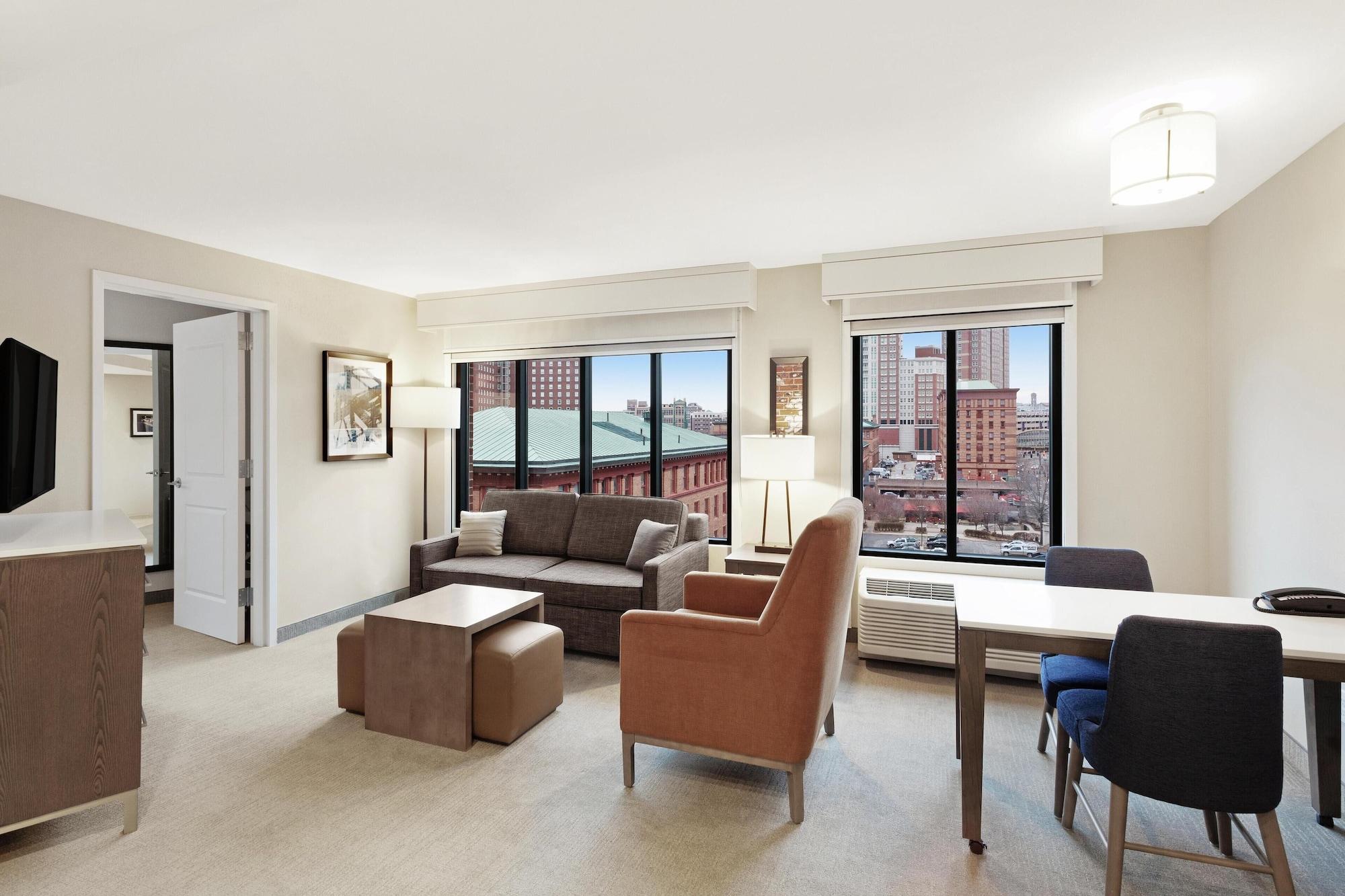 Habitación Homewood Suites by Hilton Providence Downtown