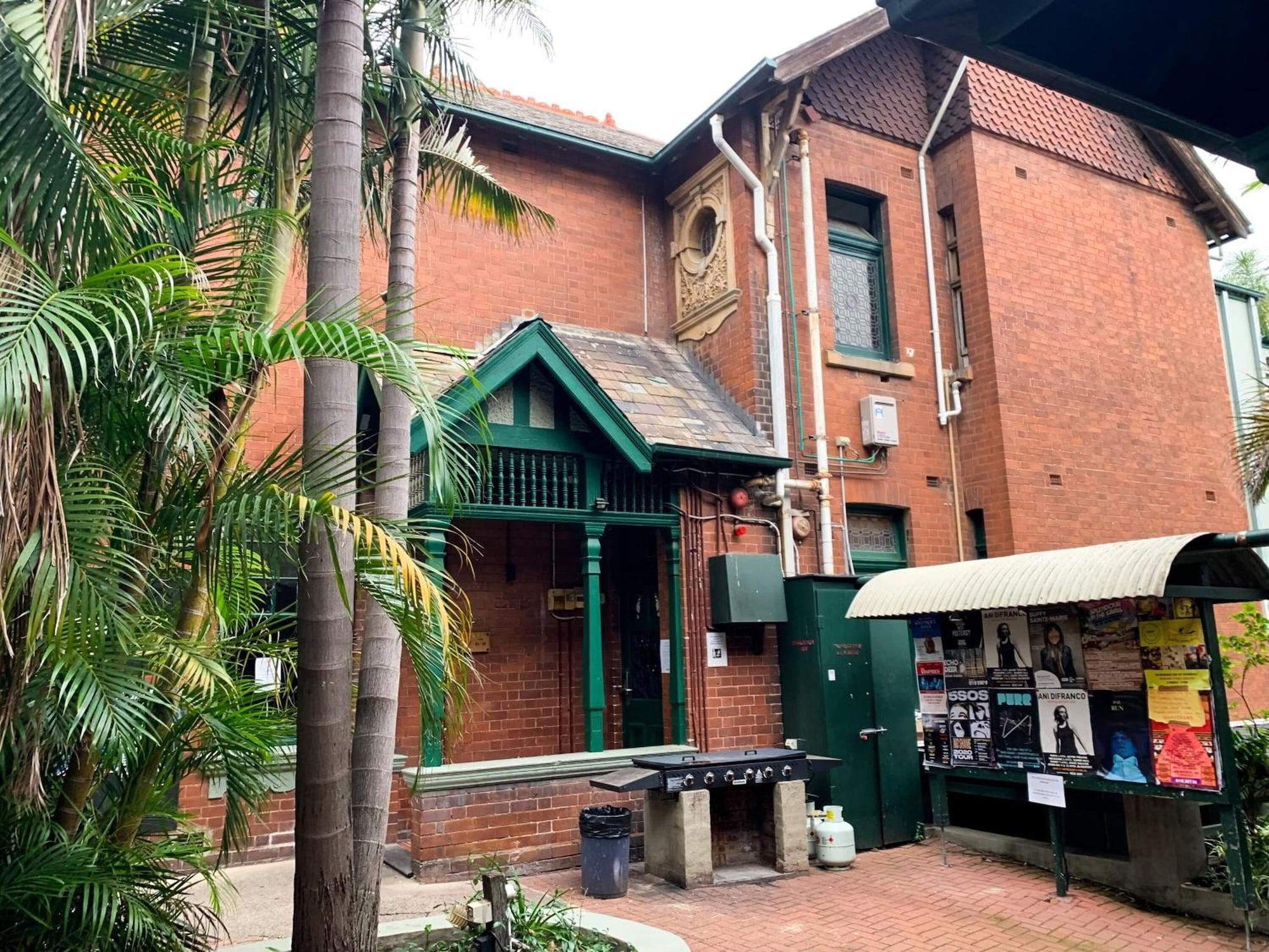 Vista Exterior The Village Glebe - Hostel