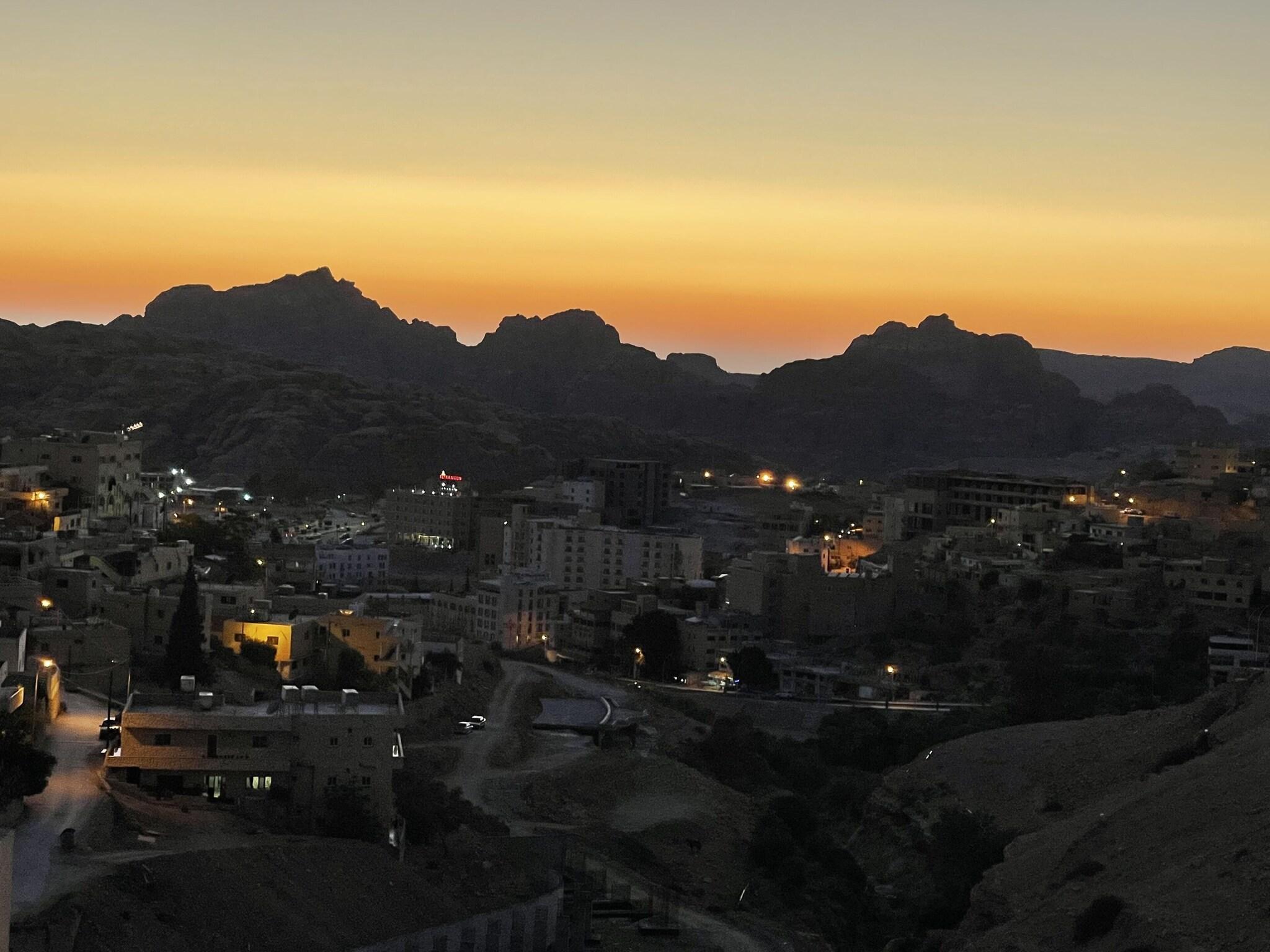 Vista Exterior Petra Heart Hotel