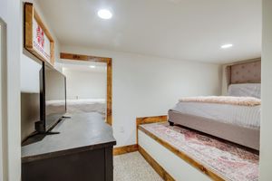 Alquiler Vacacional - Mississippi Retreat w/ Hot Tub, Deck & Lake Views!