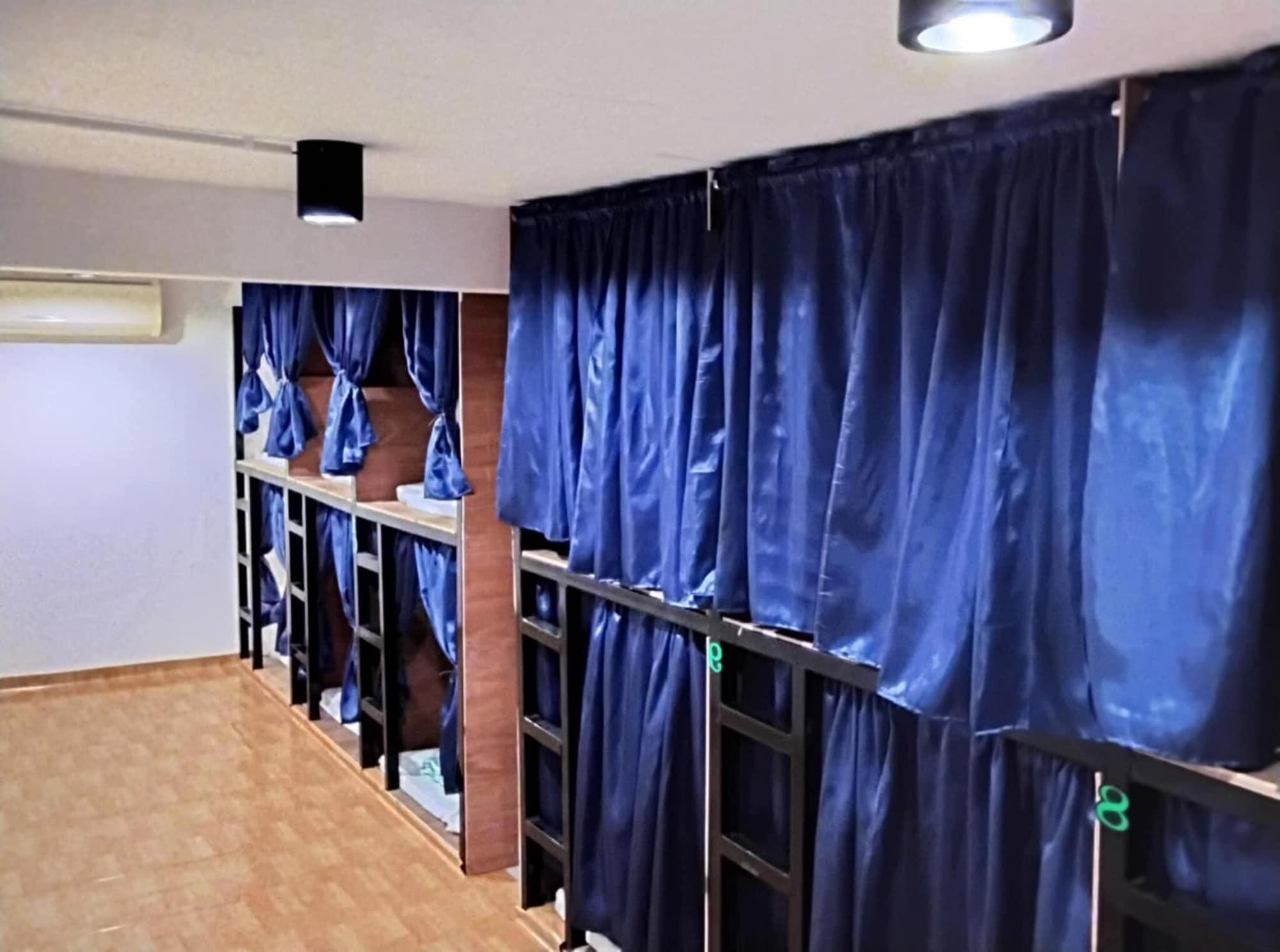 Varios Hostel 24 Backpackers