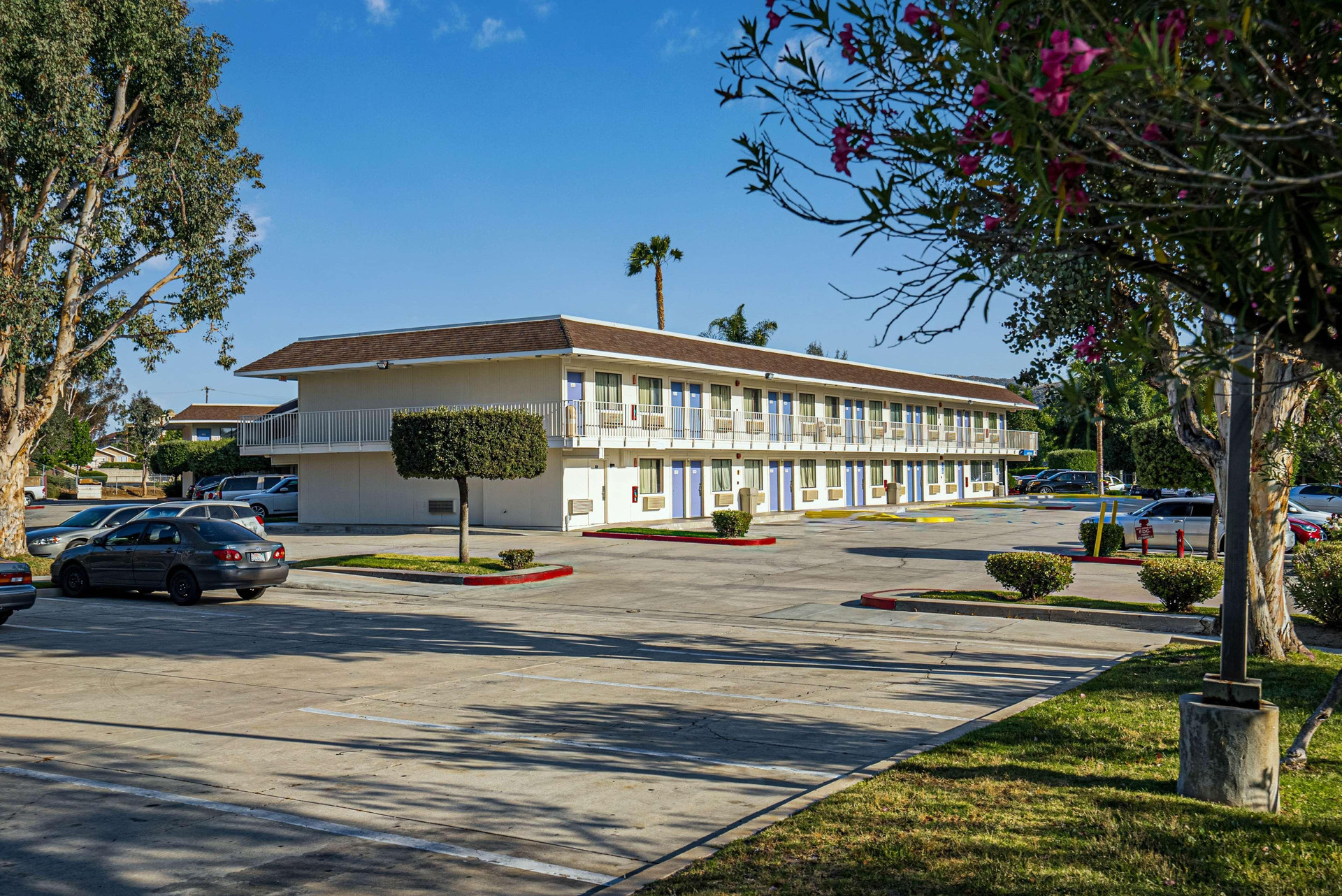 Varios Motel 6 Temecula, CA - Historic Old Town