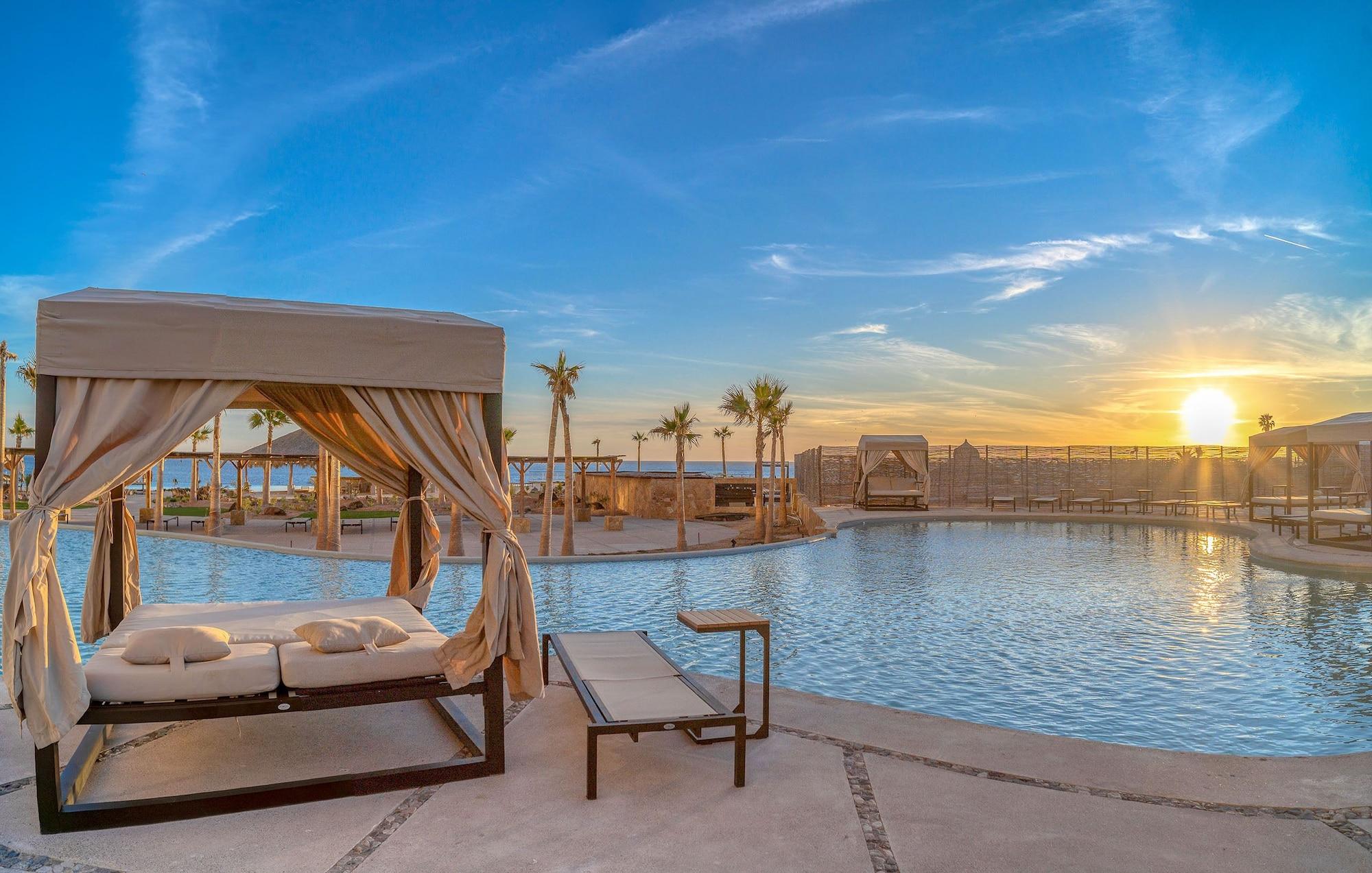 Vista Piscina Las Palomas 1BR 1BA Luxury Ocean View