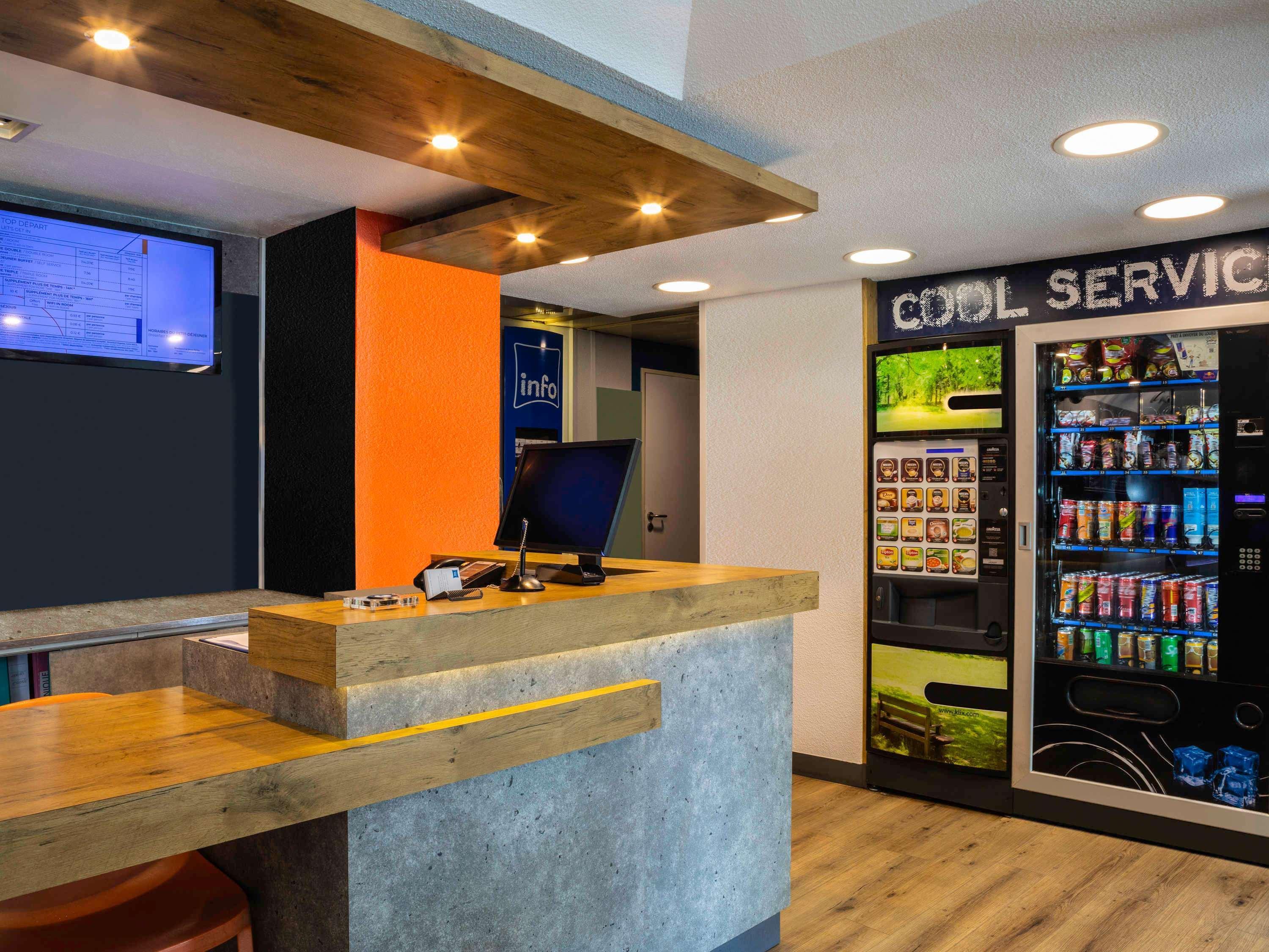 Vista Lobby ibis budget Marne la Vallee Chelles