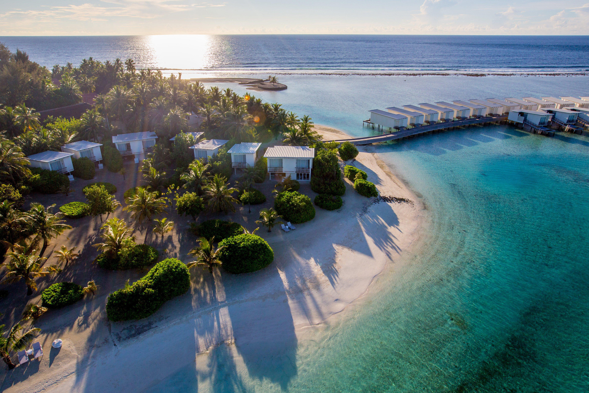 Vista Exterior Holiday Inn Resort Kandooma Maldives by IHG