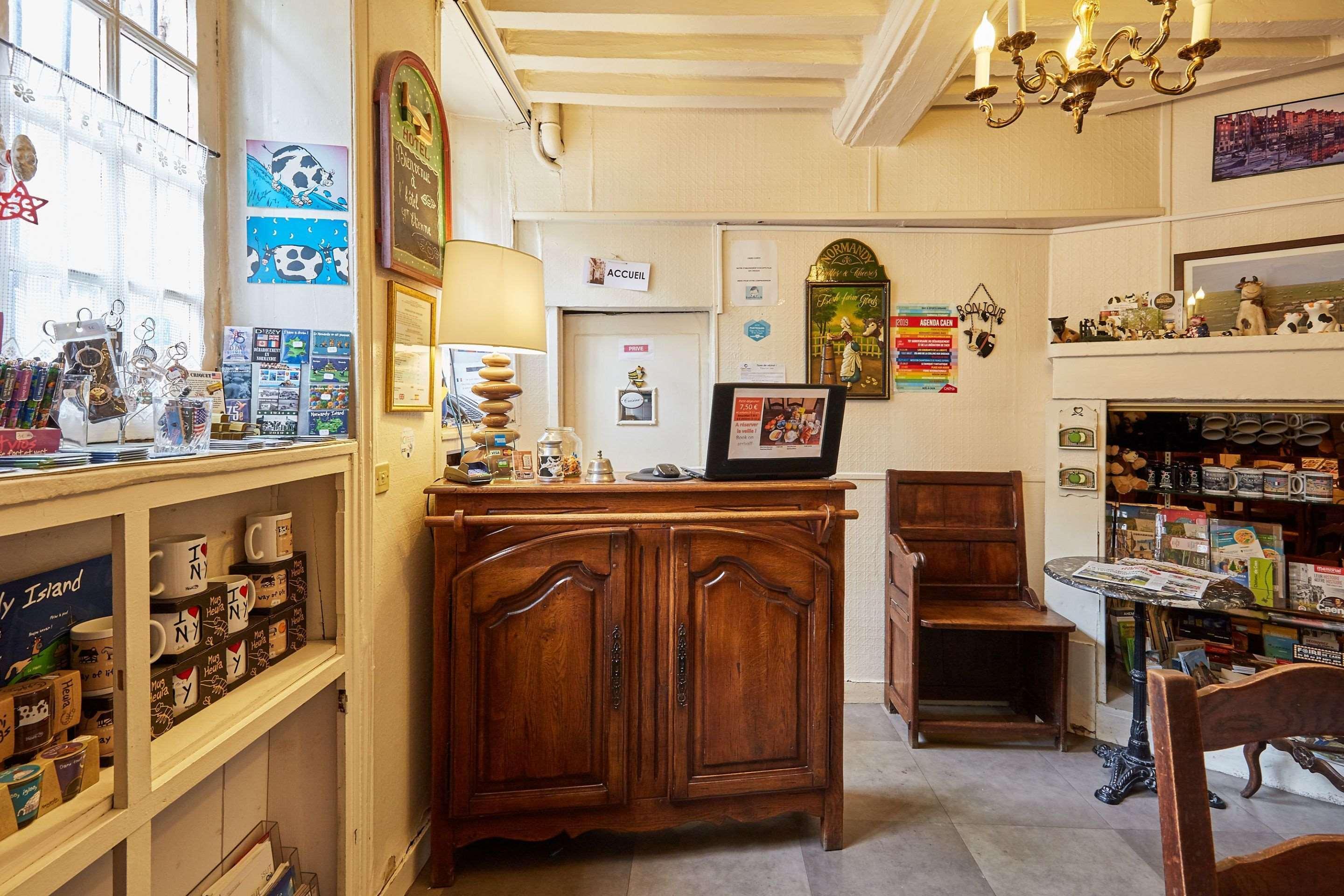 Vista Lobby Hôtel Saint Etienne